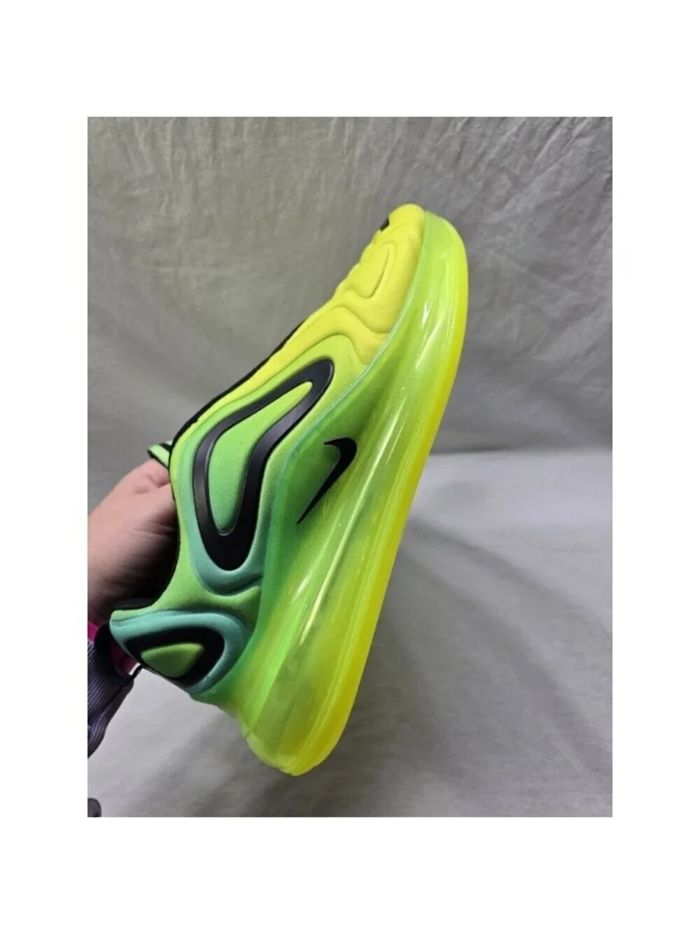 Size 8.5 - Nike Air Max 720 Volt Green Color: Volt/Green/Black/Bordeaux 2019